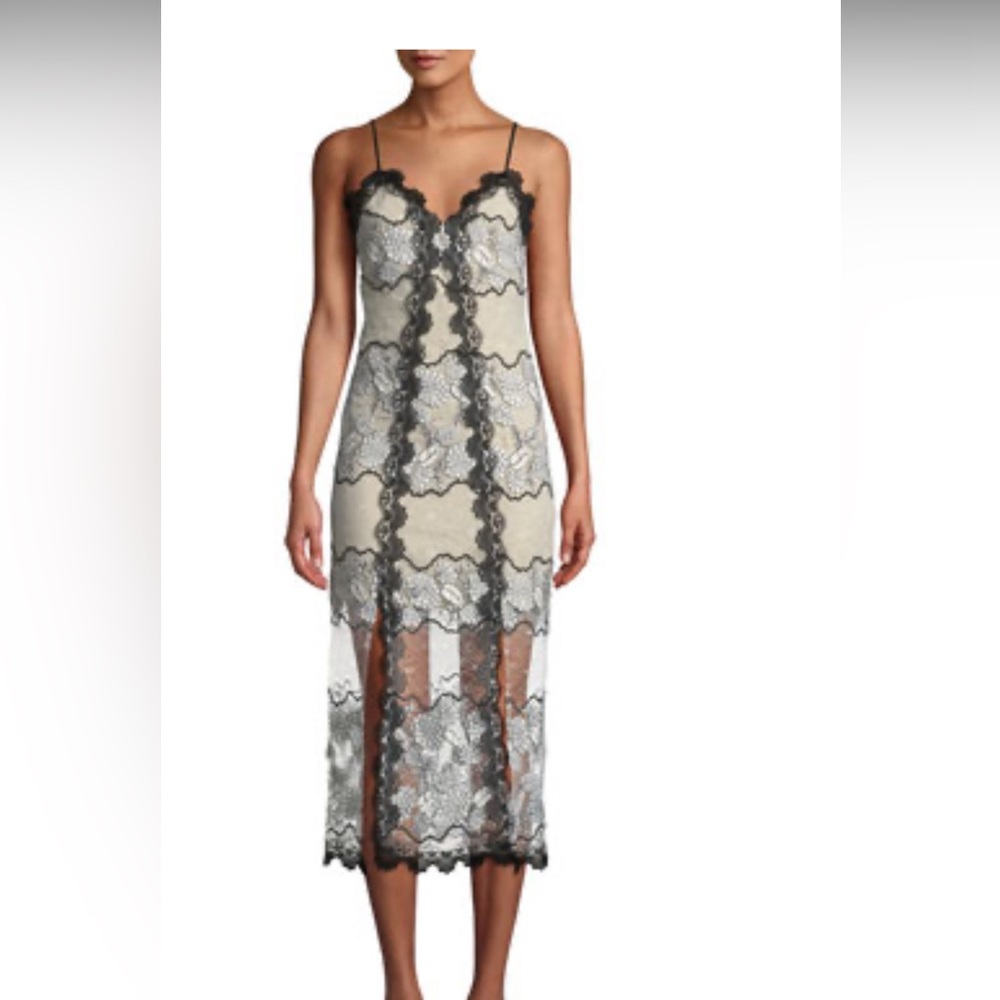 Elliatt Villa Spaghetti-Strap V-Neck Floral Lace Midi Dress w/ Sheer Hem, size M